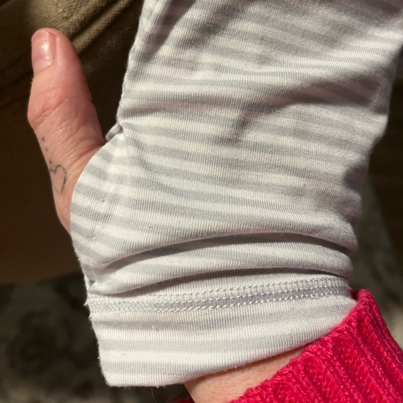 INDYGENA/INDYEVA~ “Rega II Women’s Turtleneck” LARGE - Picture 9 of 9